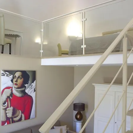 Guest house In - Agape Santa Sofia *